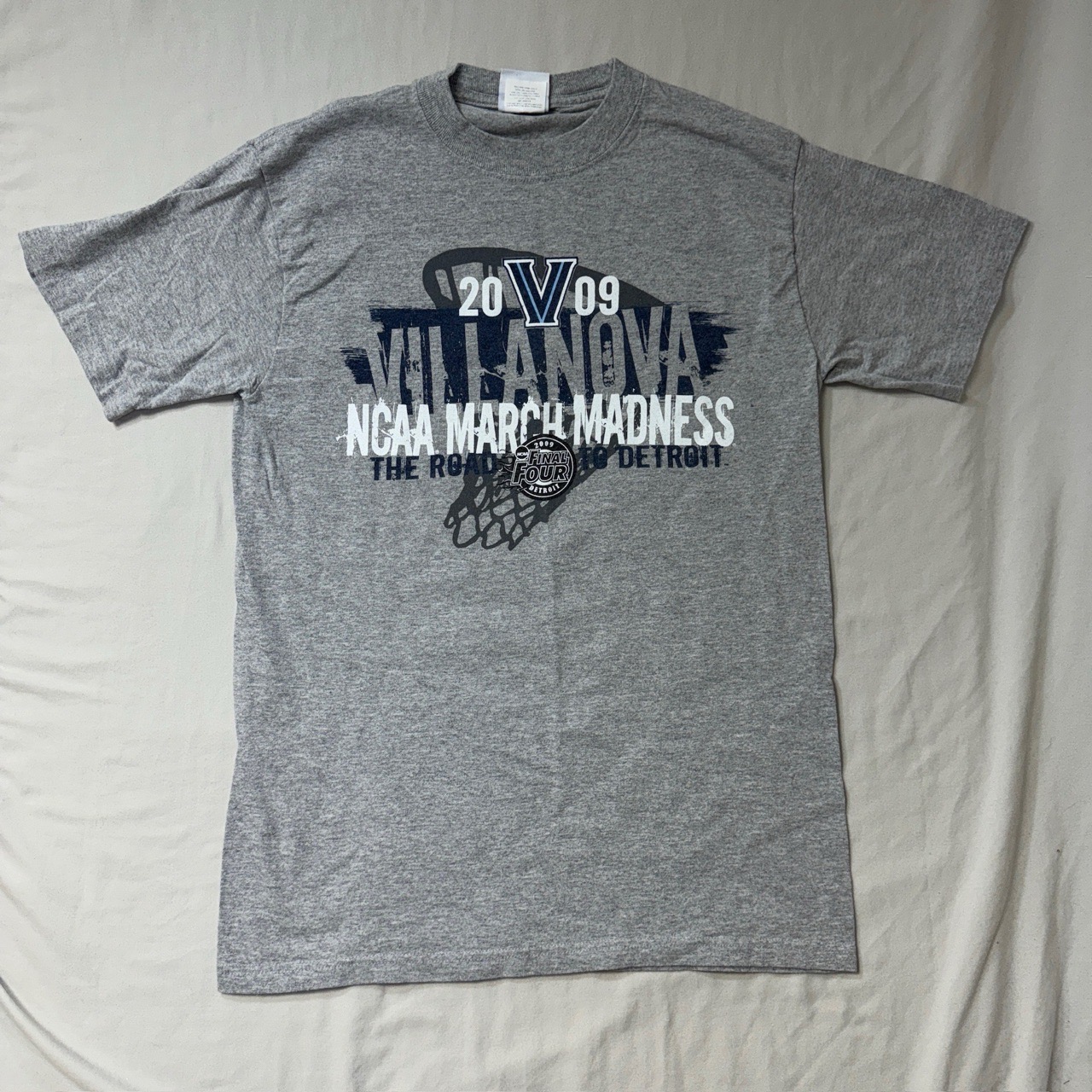 Villanova Wildcats TShirt Mens Medium Grey Ncaa March Madness Detroit Playoffs